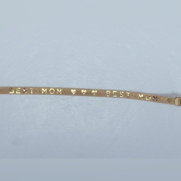 14k Yellow Gold “Best Mom” 2mm Herringbone Bracelet - 7 Inches - Picture 1 of 9